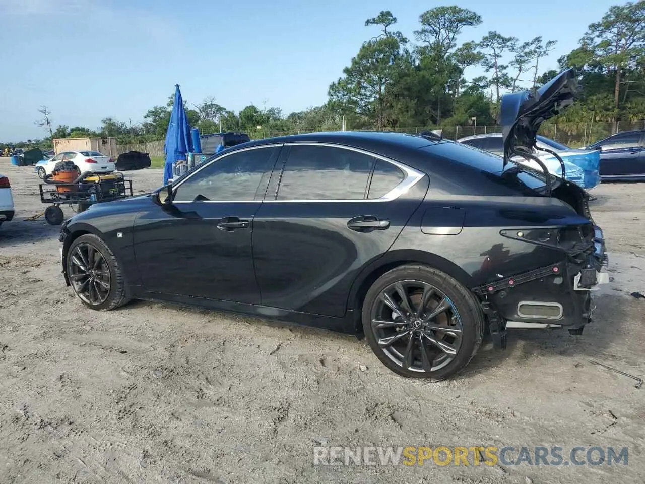 2 Фотография поврежденного автомобиля JTHGZ1B25N5058137 LEXUS IS 350 F S 2022