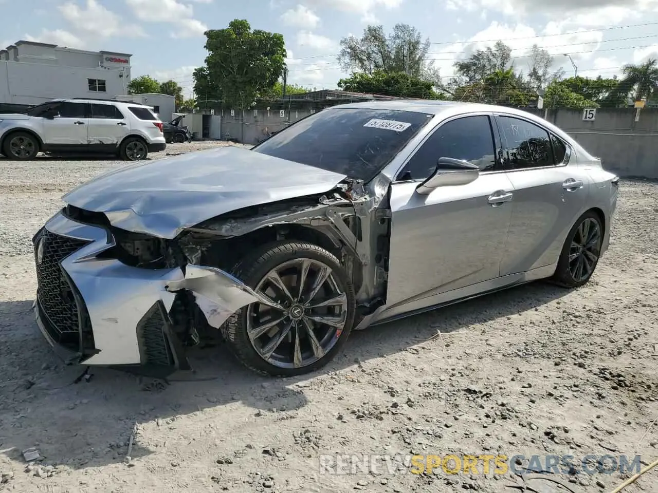 1 Фотография поврежденного автомобиля JTHGZ1B26N5049981 LEXUS IS 350 F S 2022