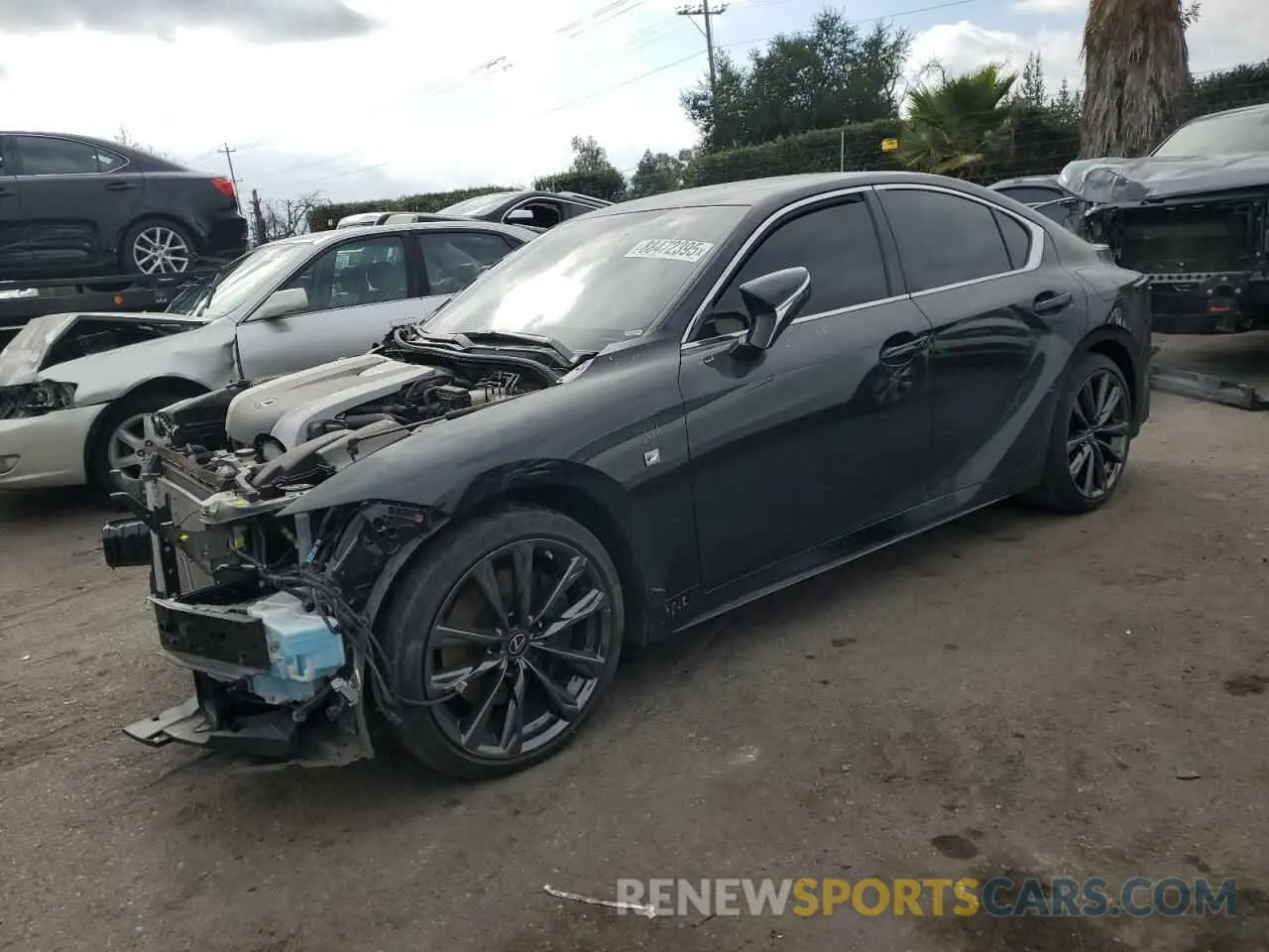 1 Фотография поврежденного автомобиля JTHGZ1B28N5056415 LEXUS IS 350 F S 2022