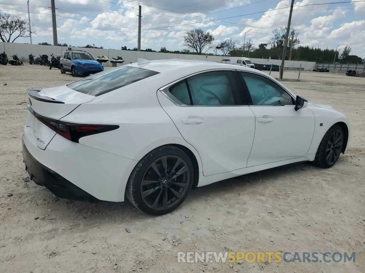 3 Фотография поврежденного автомобиля JTHBZ1B29R5077757 LEXUS IS 350 F S 2024