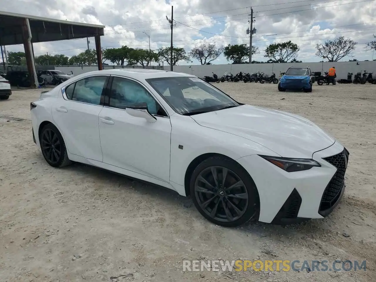 4 Фотография поврежденного автомобиля JTHBZ1B29R5077757 LEXUS IS 350 F S 2024