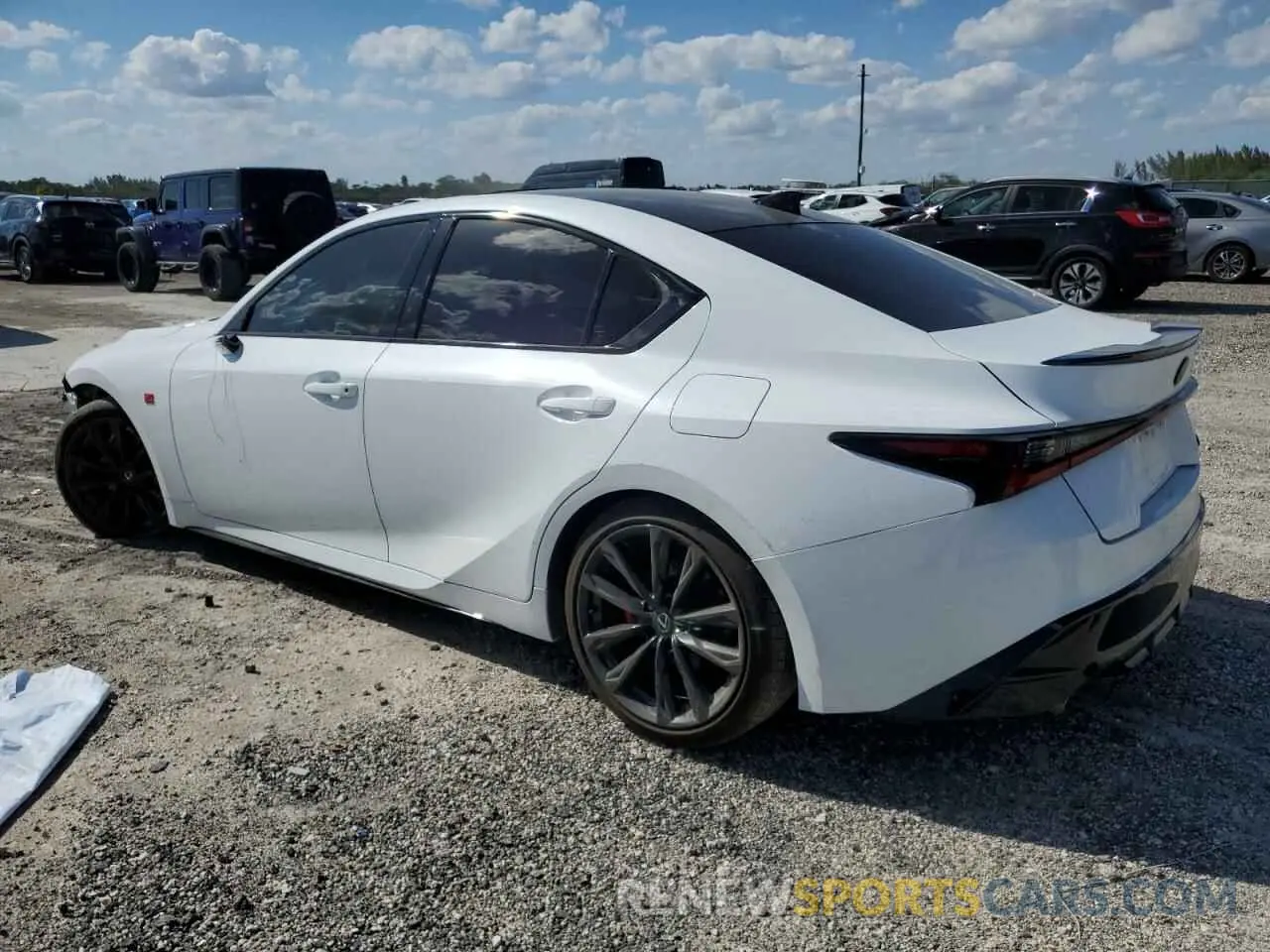 2 Фотография поврежденного автомобиля JTHBZ1B2XR5080277 LEXUS IS 350 F S 2024