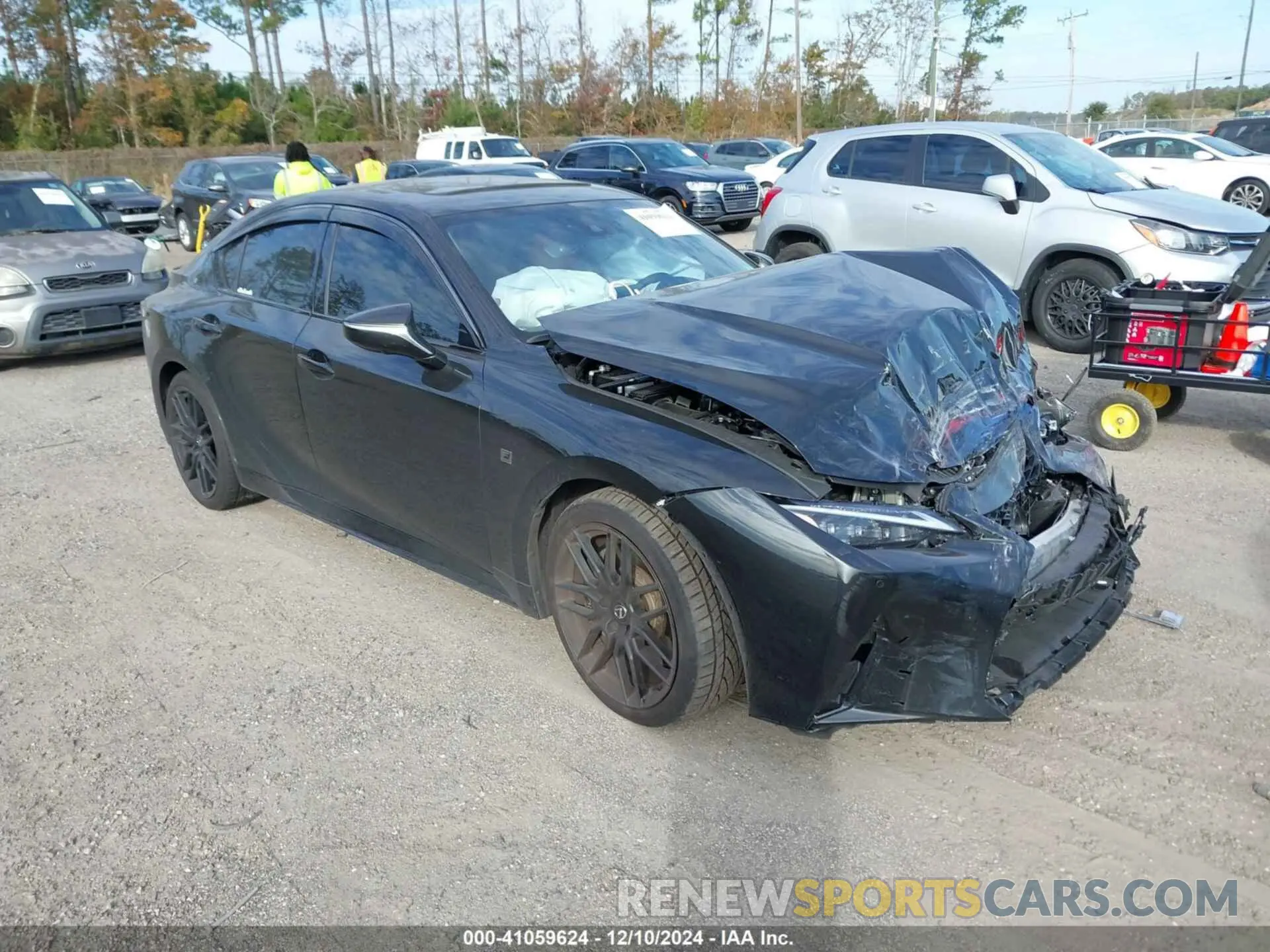1 Фотография поврежденного автомобиля JTHAP1D23P5003889 LEXUS IS 500 2023