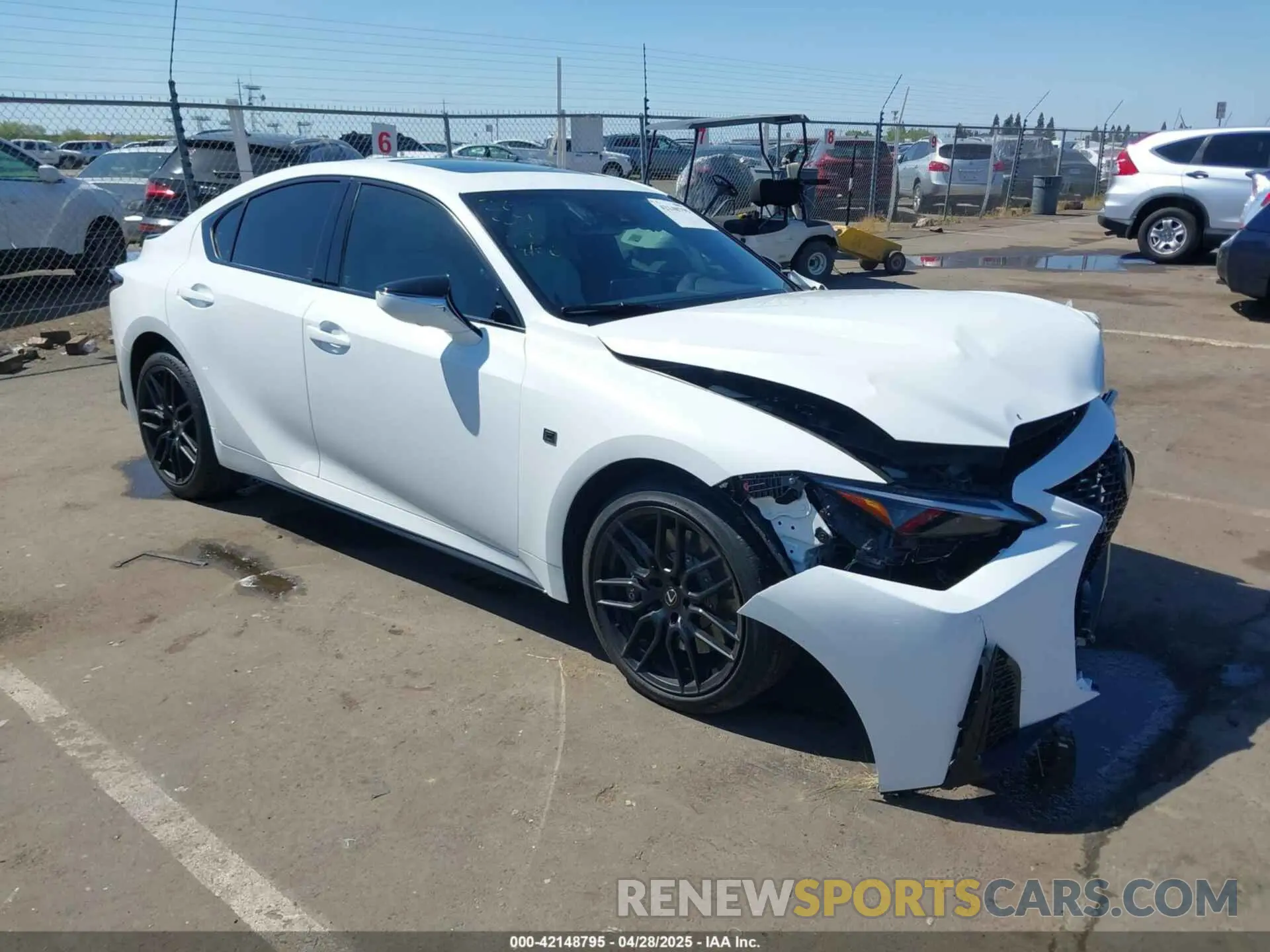 1 Фотография поврежденного автомобиля JTHAP1D24P5004680 LEXUS IS 500 2023