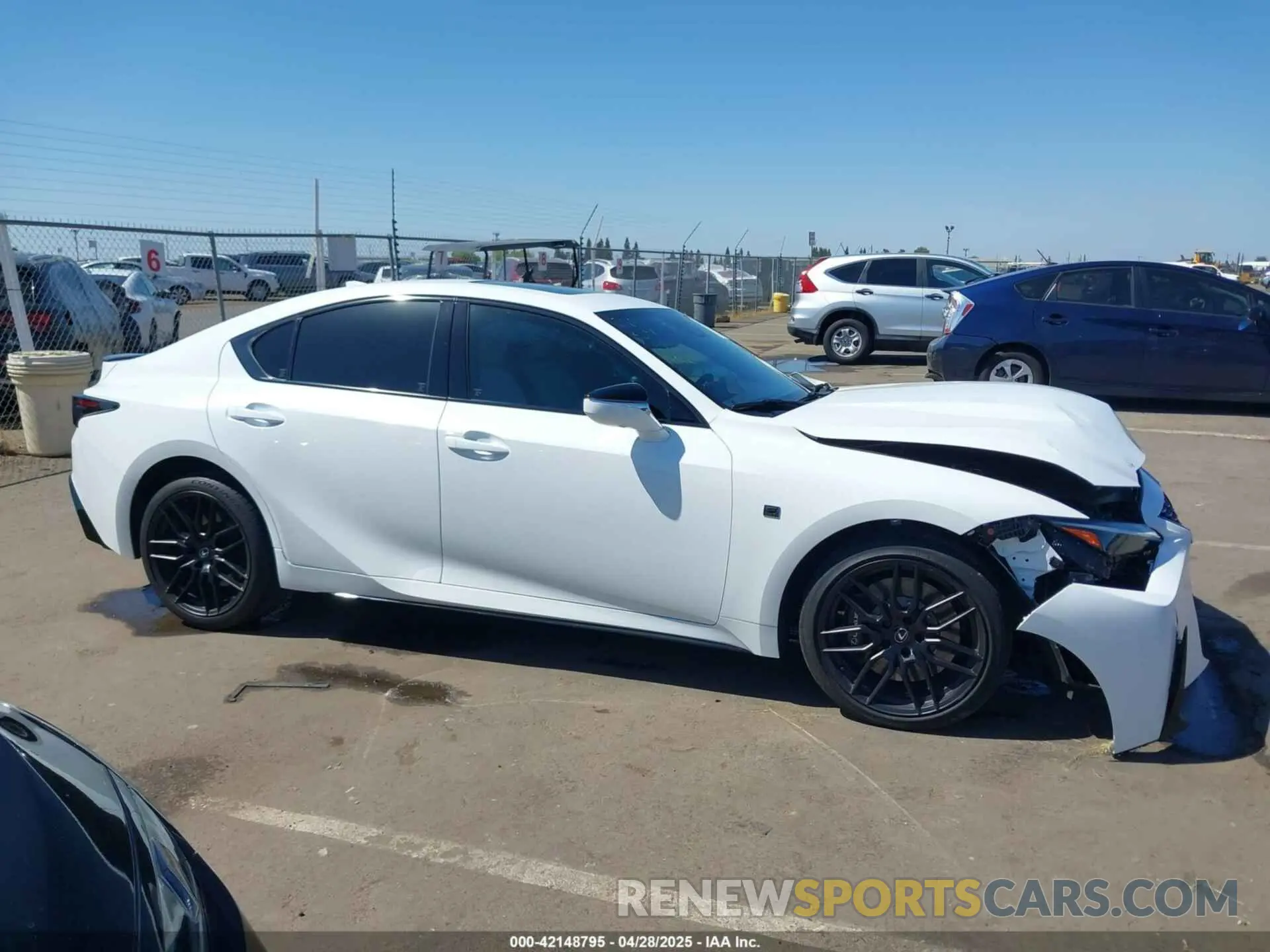 12 Фотография поврежденного автомобиля JTHAP1D24P5004680 LEXUS IS 500 2023