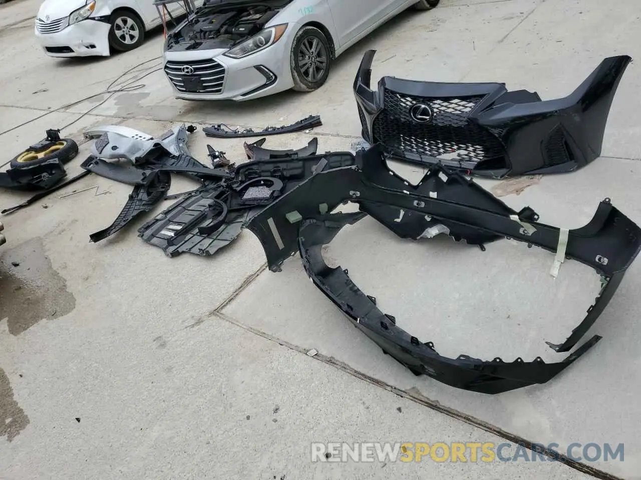 12 Фотография поврежденного автомобиля JTHAP1D26P5003241 LEXUS IS 500 F S 2023