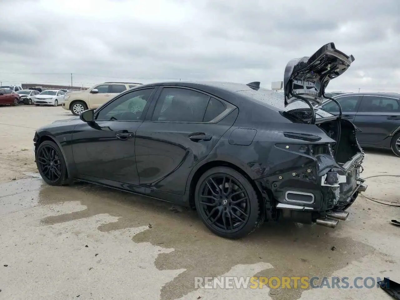 2 Фотография поврежденного автомобиля JTHAP1D26P5003241 LEXUS IS 500 F S 2023