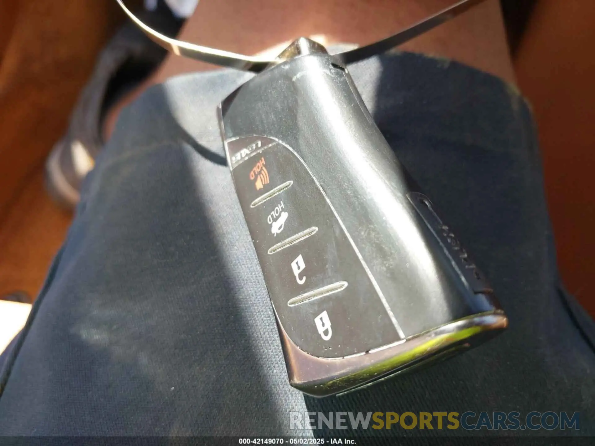 11 Photograph of a damaged car JTHAP5AY3MA103106 LEXUS LC 500 2021