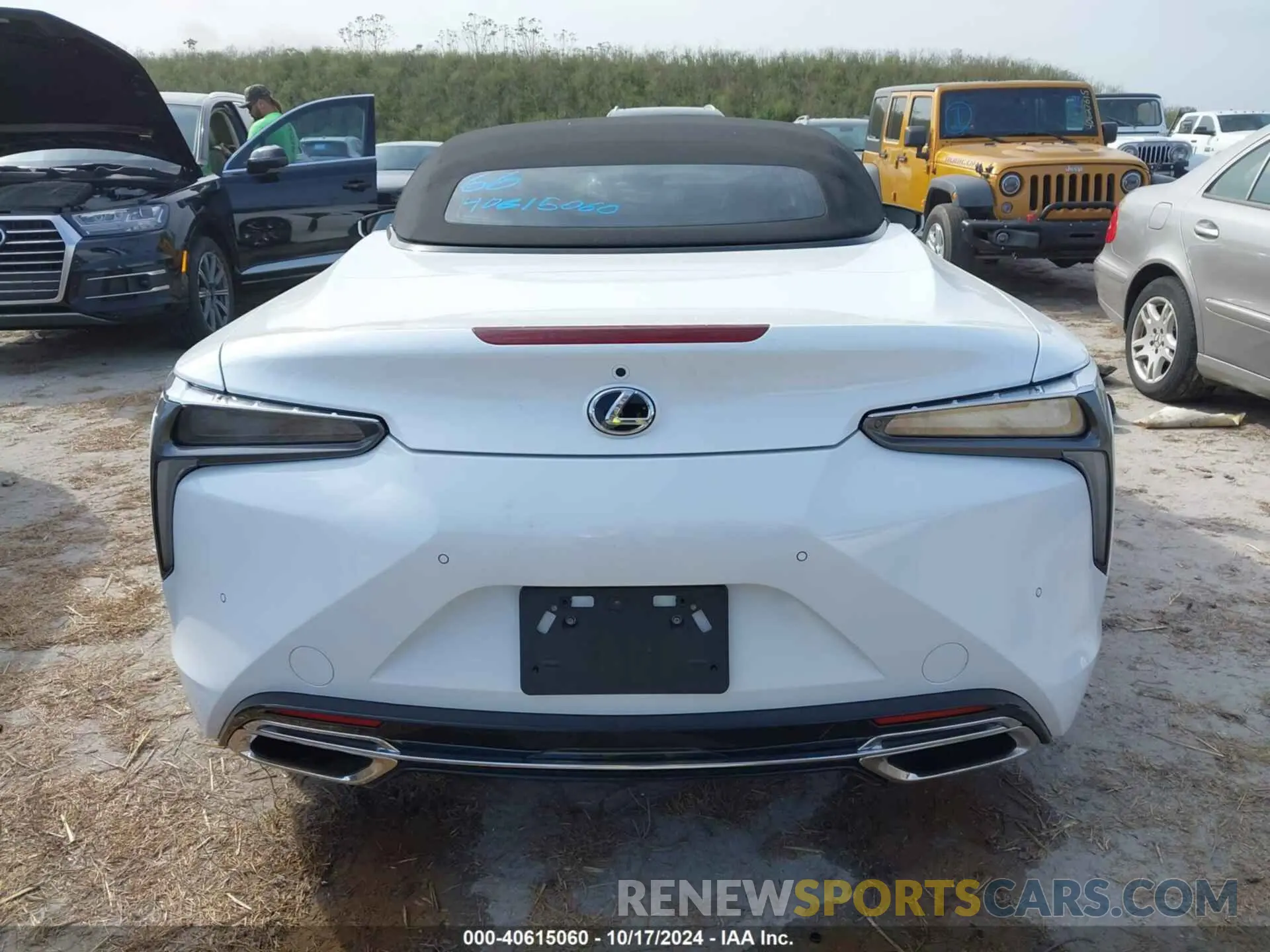 16 Photograph of a damaged car JTHKPAAY5MA103962 LEXUS LC 500 2021