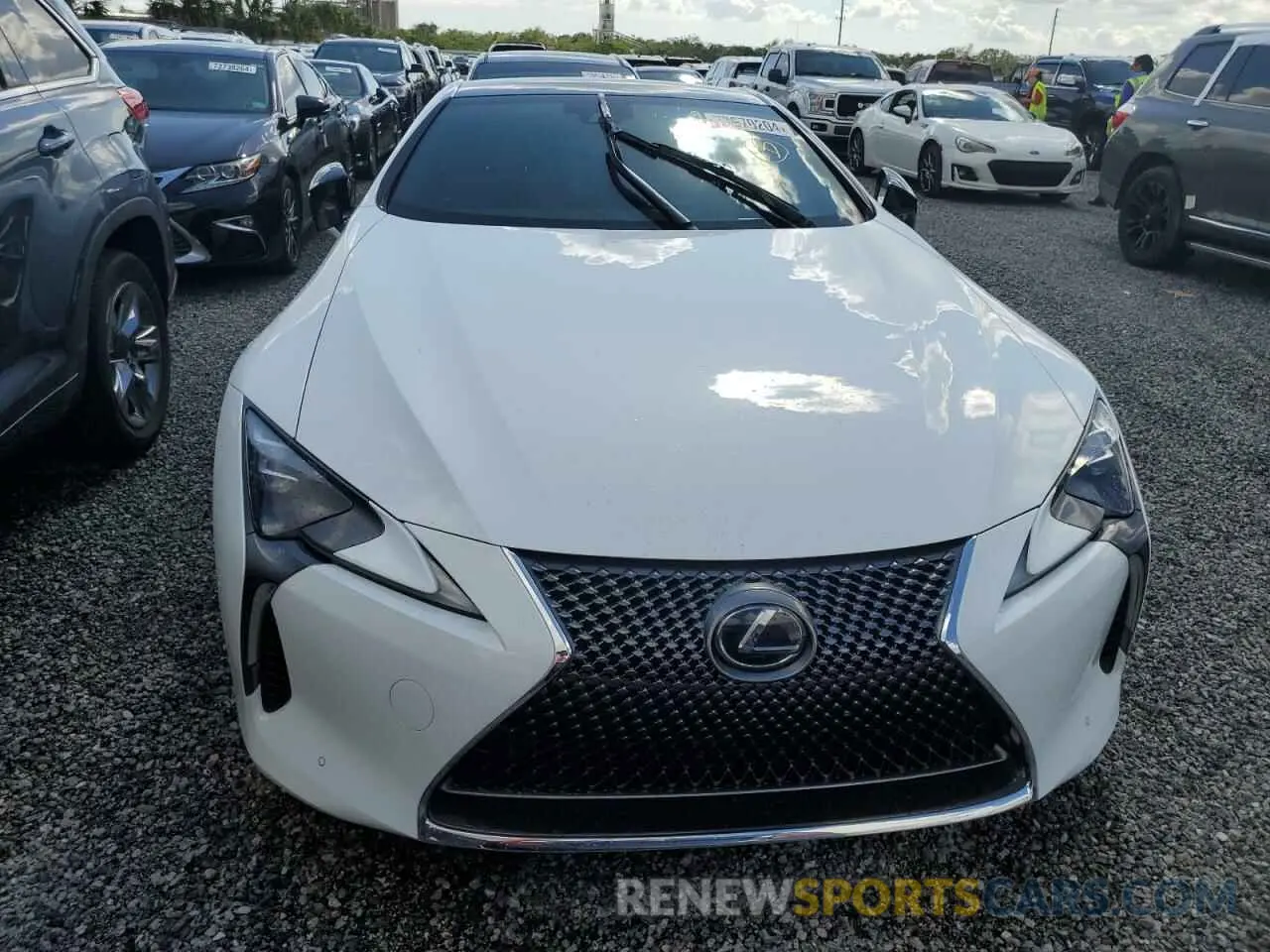 5 Фотография поврежденного автомобиля JTHBY5AY8LA001946 LEXUS LC500 2020