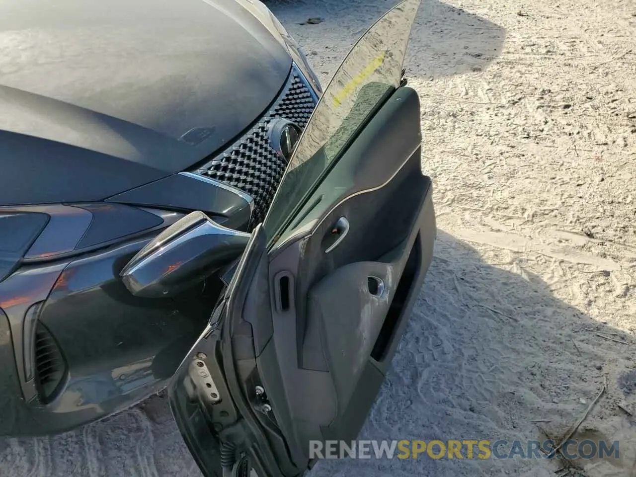 12 Photograph of a damaged car JTHJY5AY9NA002294 LEXUS LC500 2022