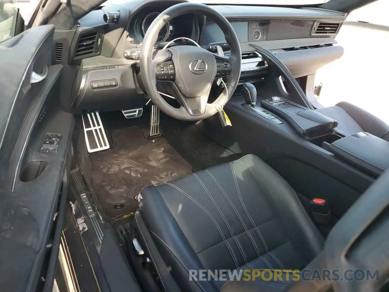 8 Photograph of a damaged car JTHJY5AY9NA002294 LEXUS LC500 2022