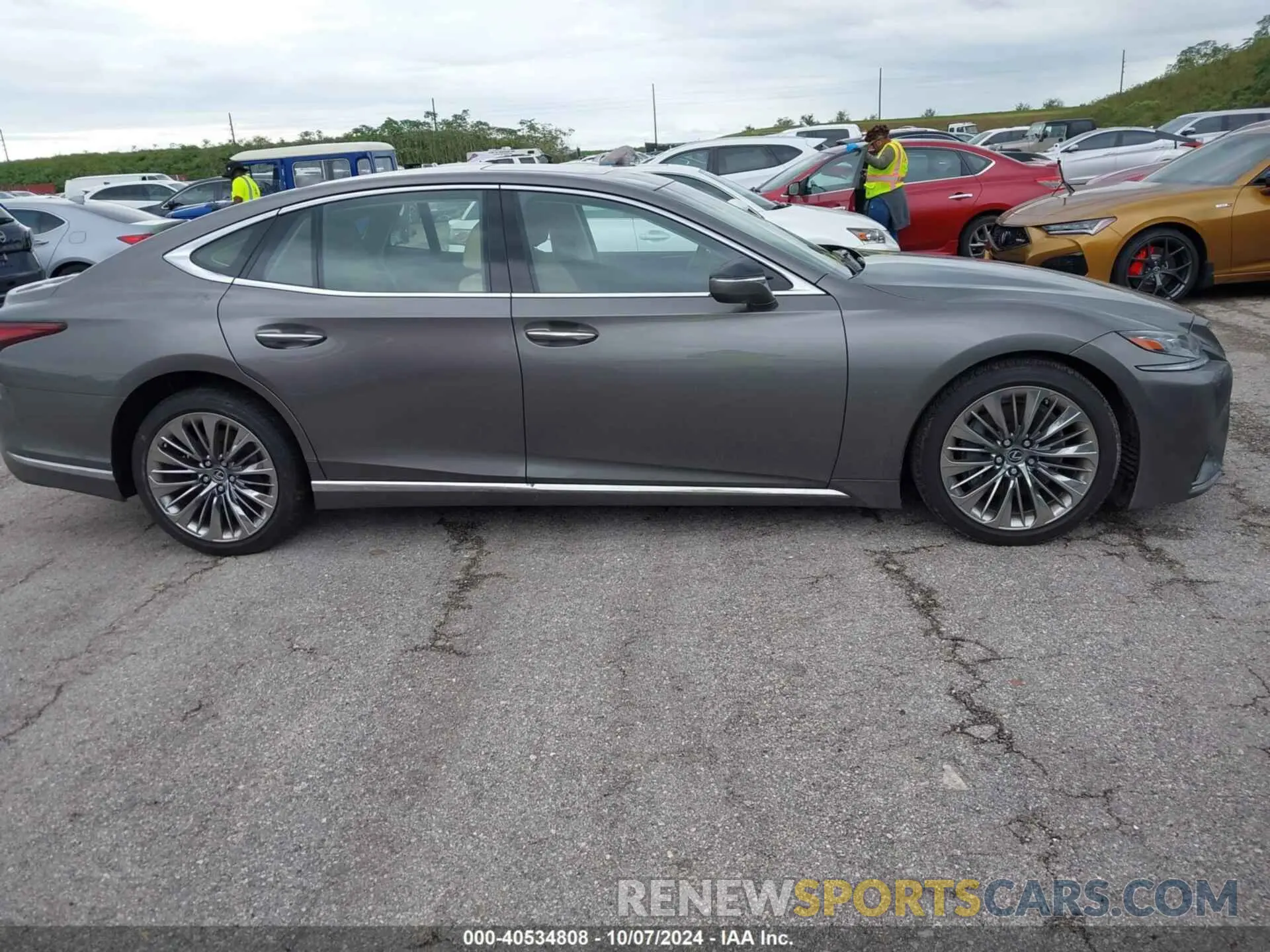 13 Фотография поврежденного автомобиля JTHB51FF3K5010148 LEXUS LS 2019