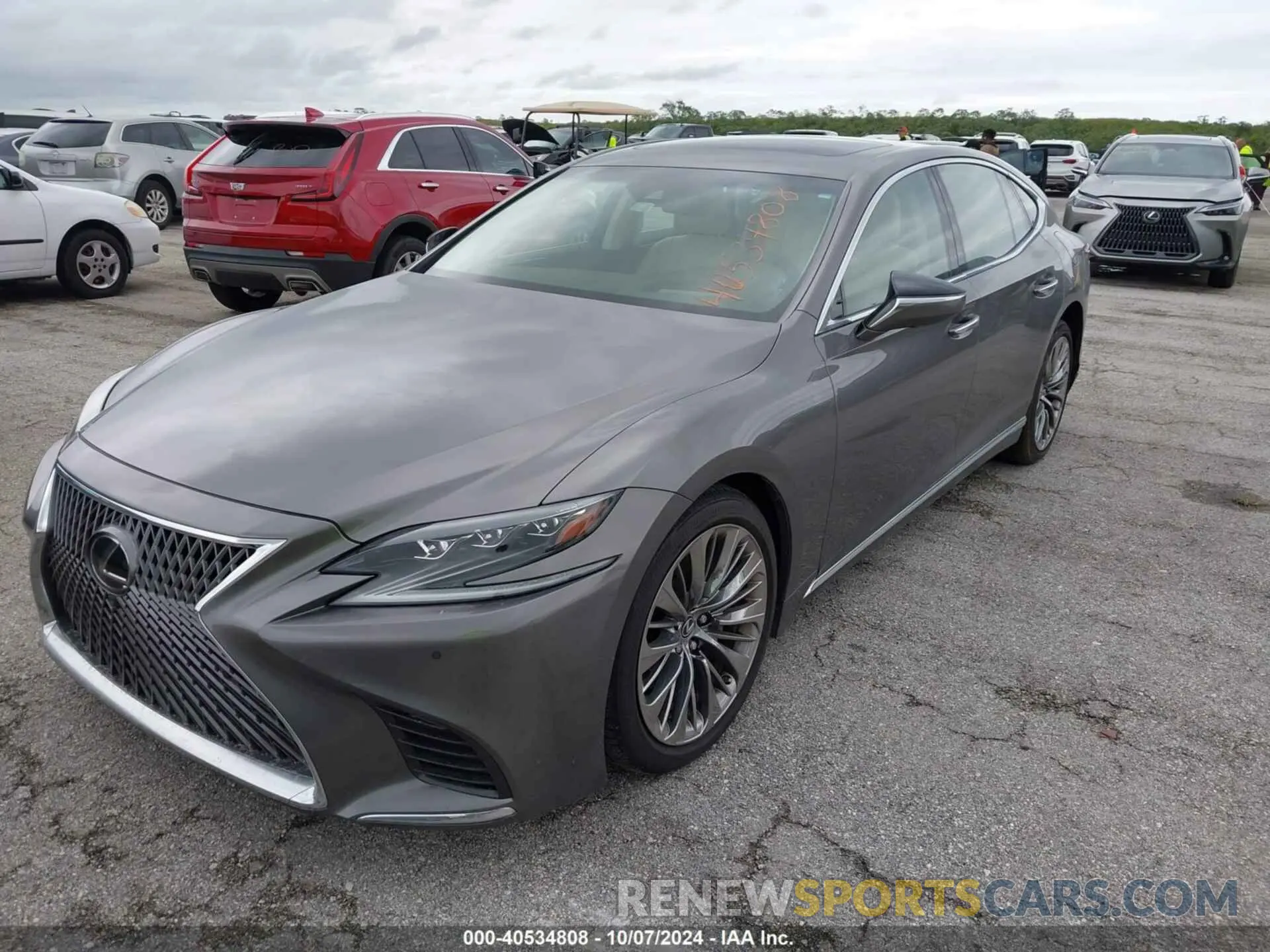 2 Фотография поврежденного автомобиля JTHB51FF3K5010148 LEXUS LS 2019