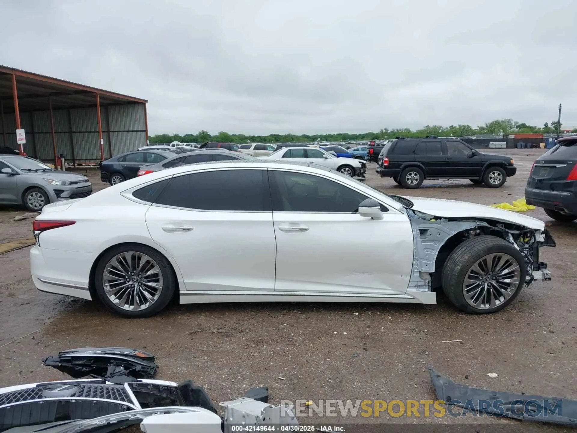 14 Фотография поврежденного автомобиля JTHB5LFF1K5008345 LEXUS LS 500 2019