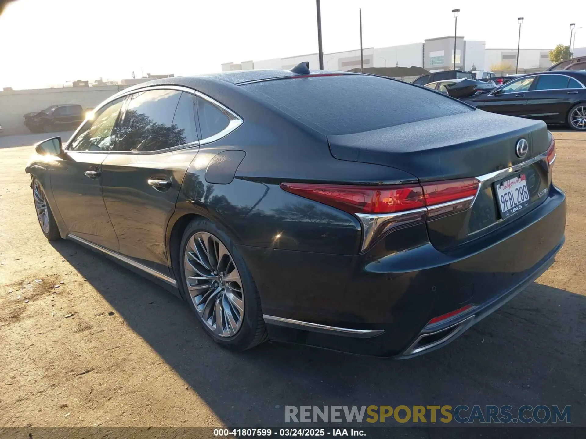 3 Photograph of a damaged car JTHB5LFF3K5009125 LEXUS LS 500 2019