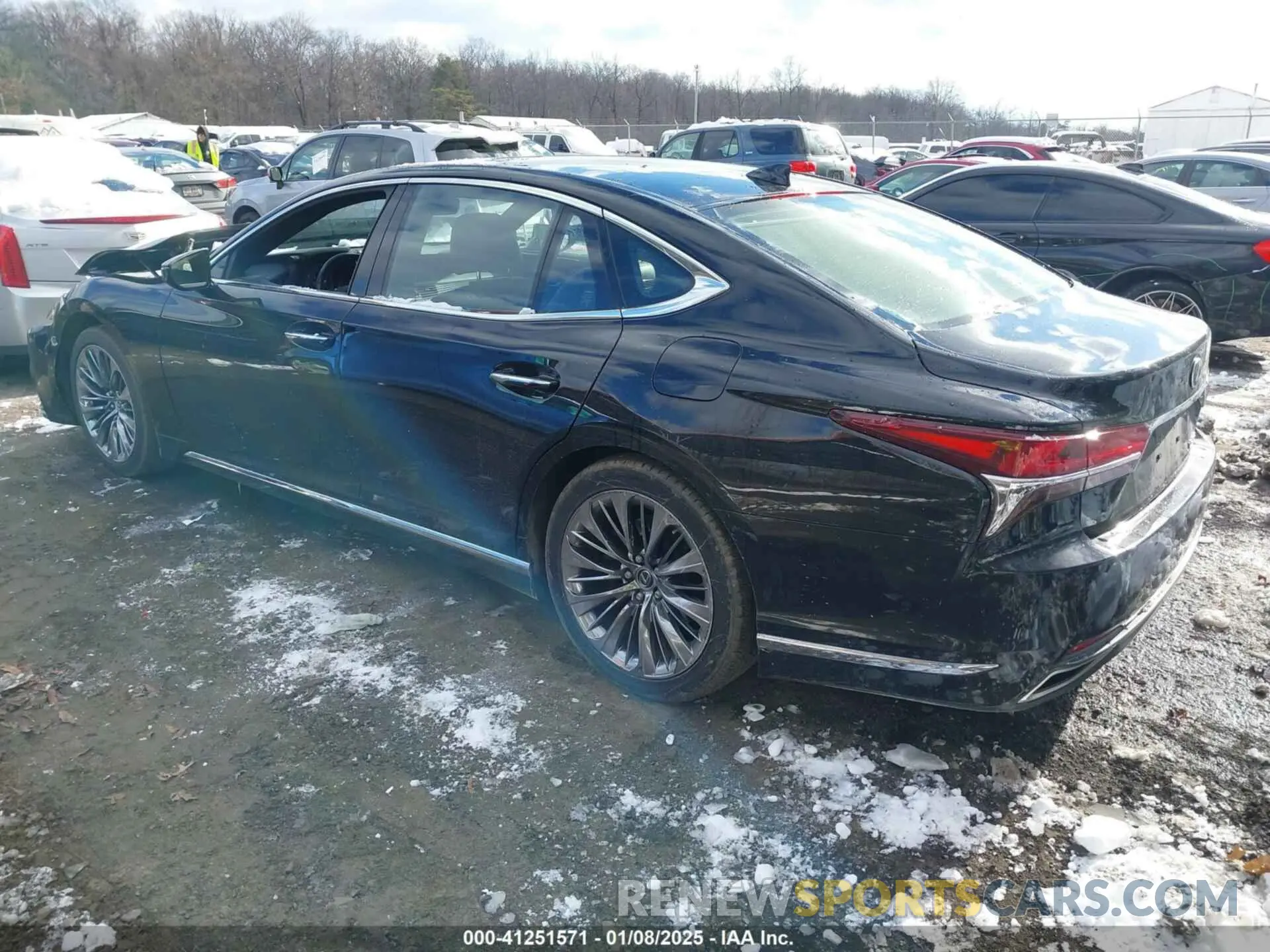 3 Фотография поврежденного автомобиля JTHD51GF8L5008341 LEXUS LS 500 2020