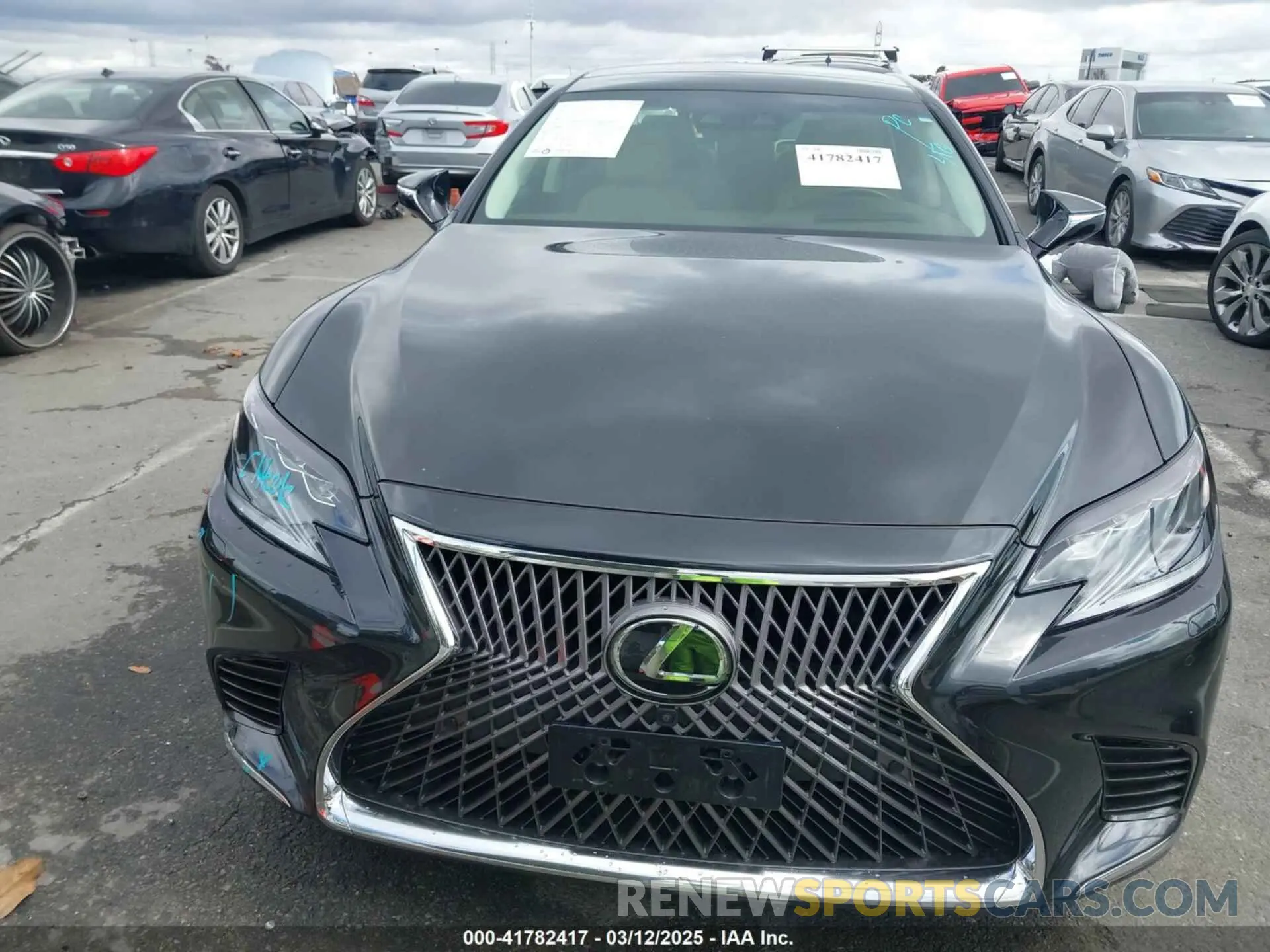 12 Фотография поврежденного автомобиля JTHG5LFF4L5011134 LEXUS LS 500 2020