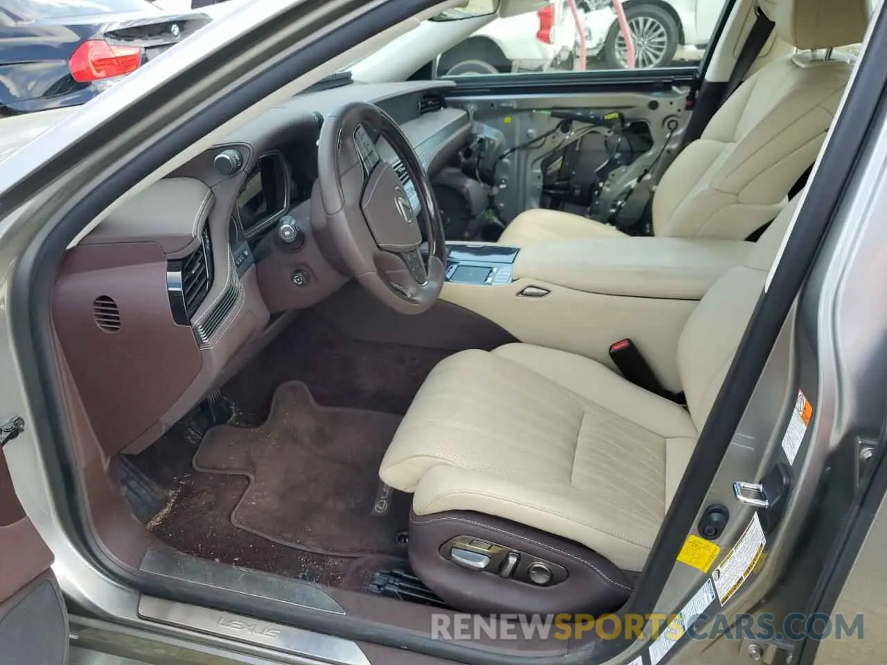 5 Фотография поврежденного автомобиля JTHC51FF2K5006600 LEXUS LS500 2019