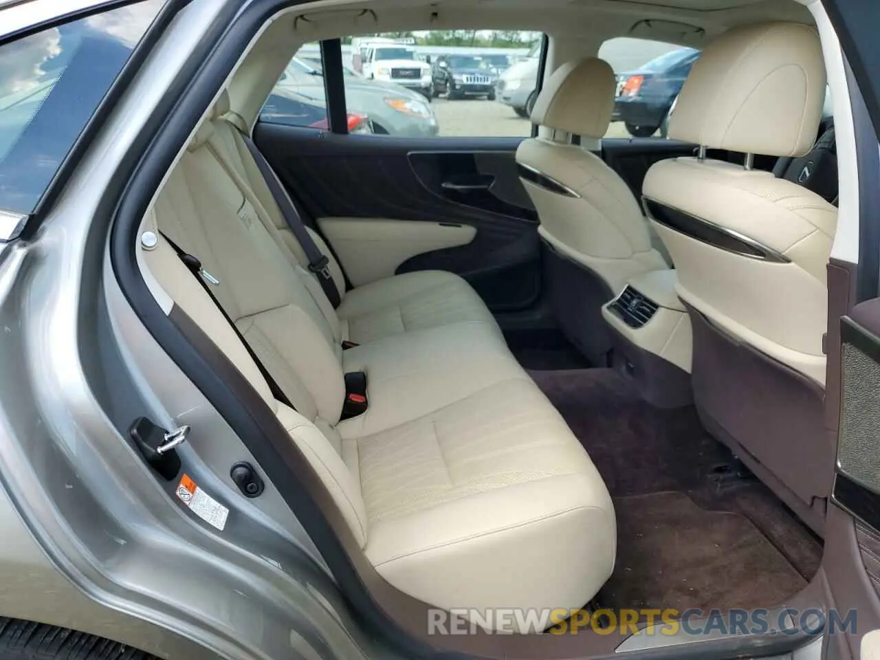 6 Фотография поврежденного автомобиля JTHC51FF2K5006600 LEXUS LS500 2019
