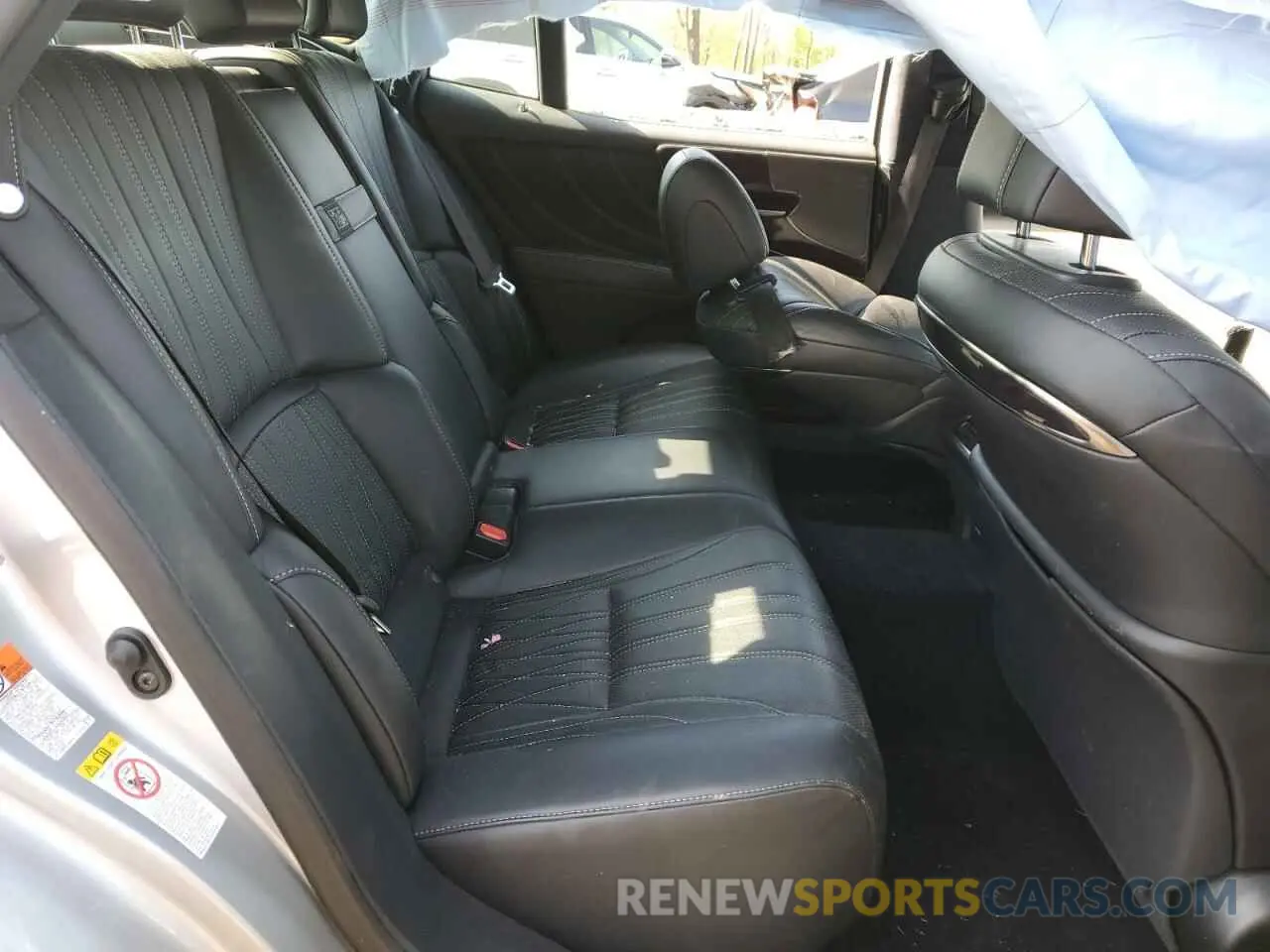 10 Фотография поврежденного автомобиля JTHC51FF3K5005648 LEXUS LS500 2019