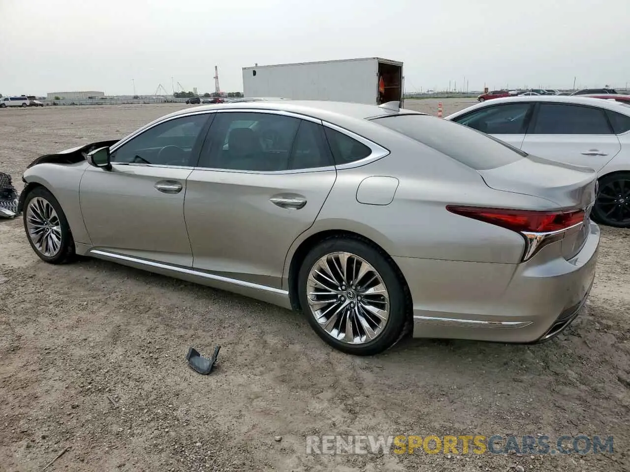 2 Фотография поврежденного автомобиля JTHD51FF0L5011509 LEXUS LS500 2020