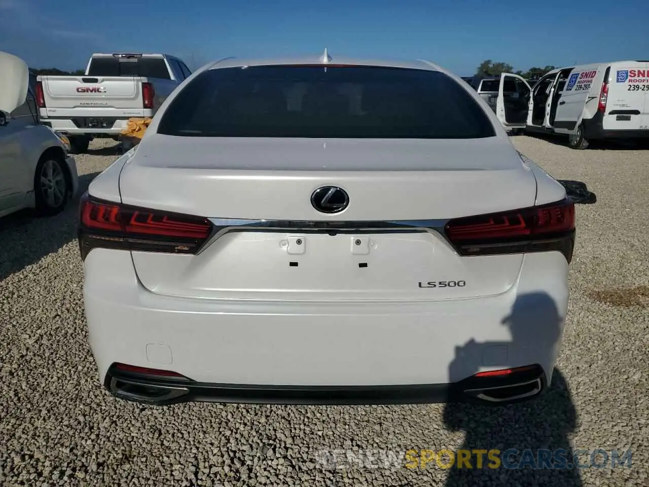 6 Photograph of a damaged car JTHD51FF6M5015355 LEXUS LS500 2021