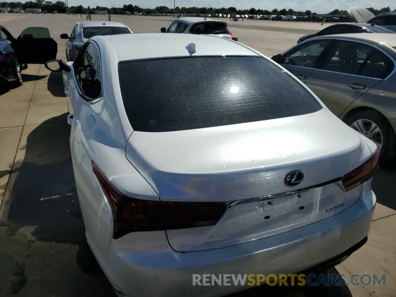 6 Photograph of a damaged car JTHD51FFXM5013754 LEXUS LS500 2021