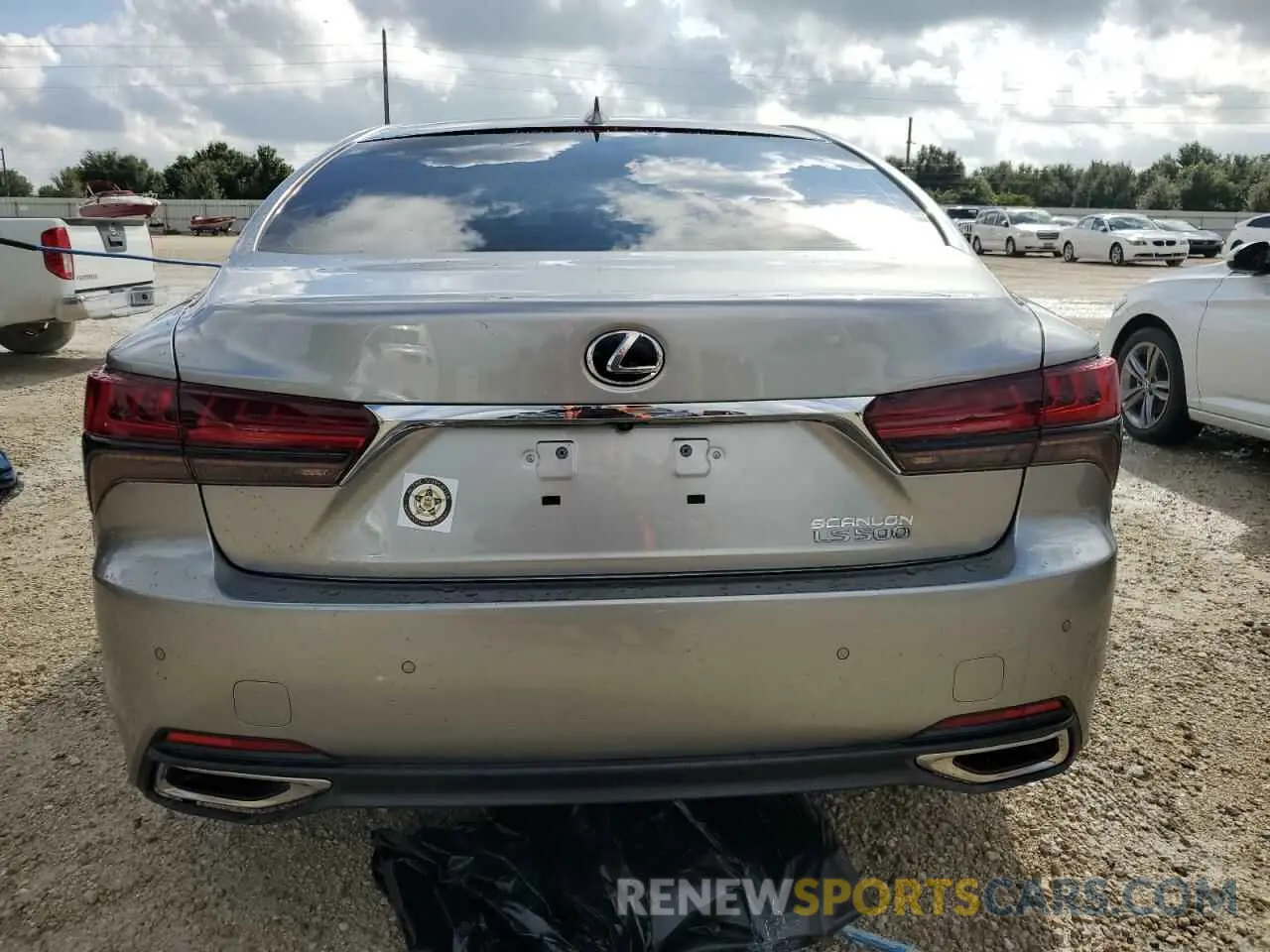 6 Photograph of a damaged car JTHD51FF5N5017406 LEXUS LS500 2022