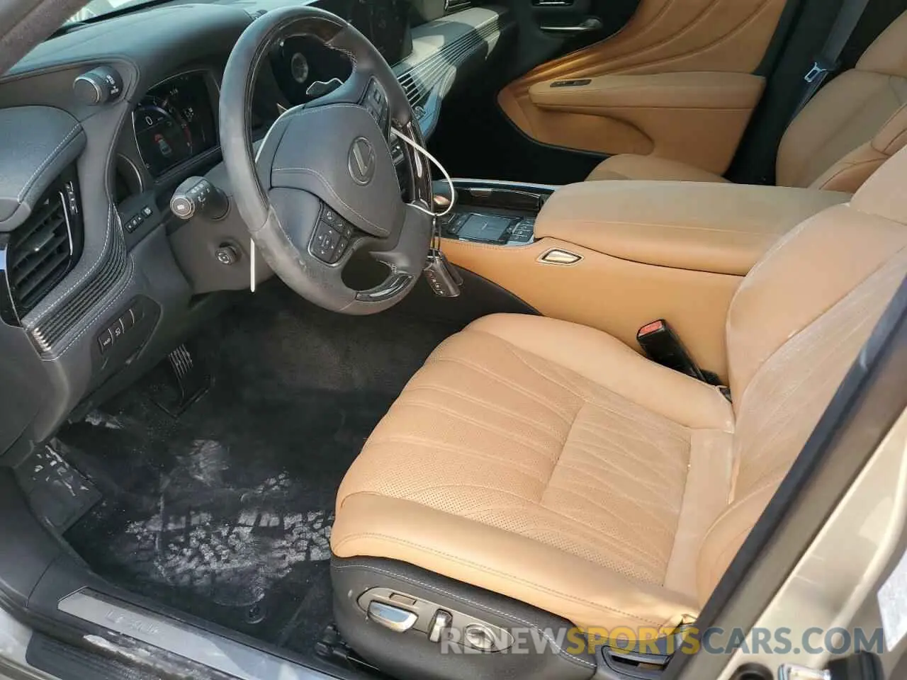 7 Photograph of a damaged car JTHD51FFXN5017708 LEXUS LS500 2022