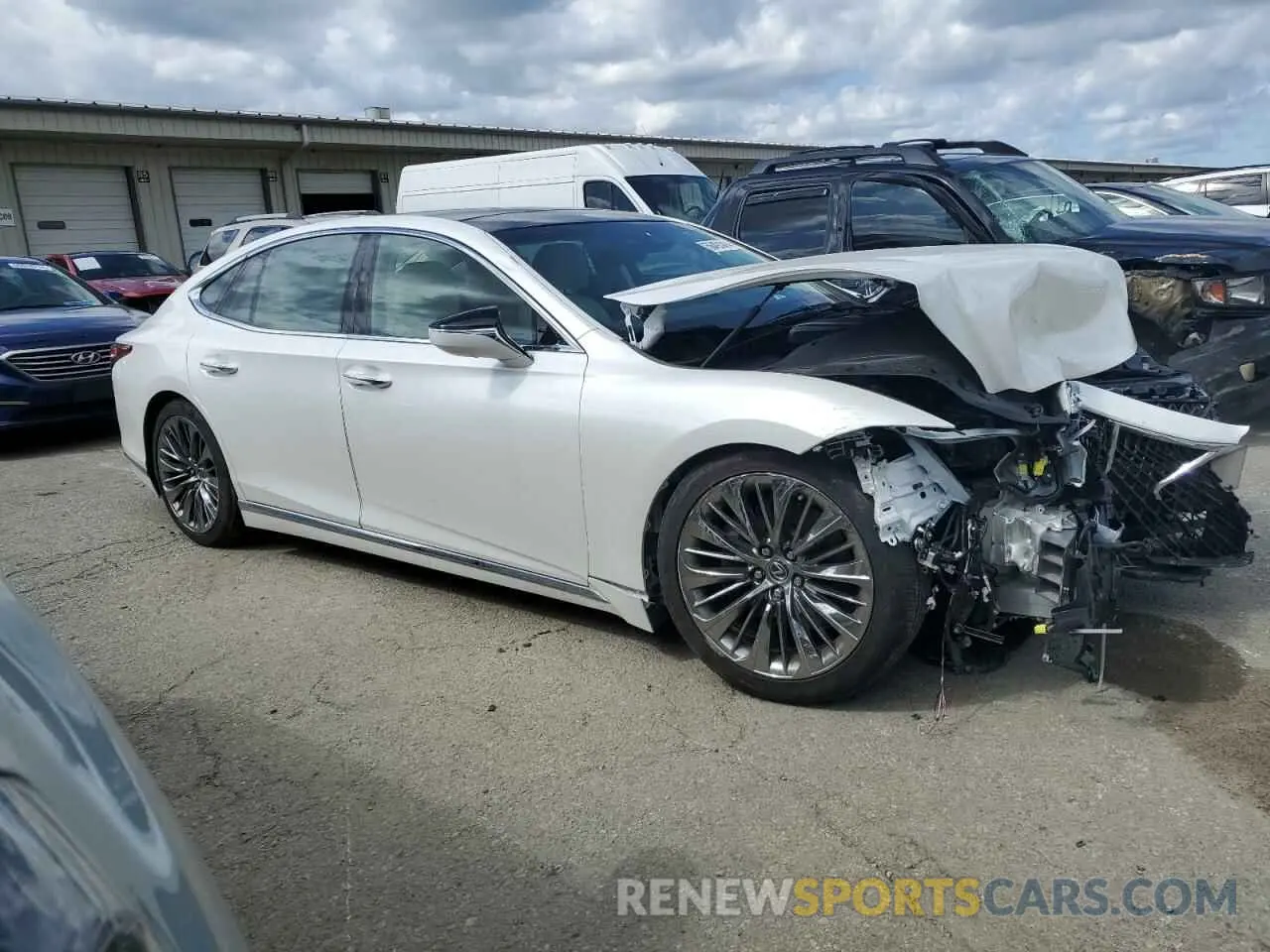 4 Фотография поврежденного автомобиля JTHE5LGF3N5010467 LEXUS LS500 2022