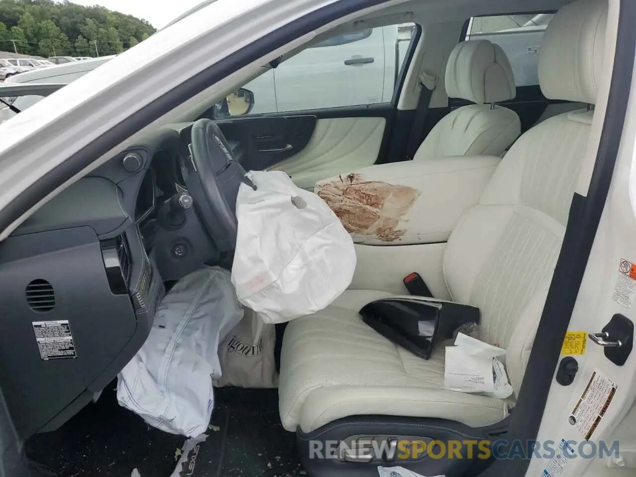 7 Фотография поврежденного автомобиля JTHE5LGF3N5010467 LEXUS LS500 2022
