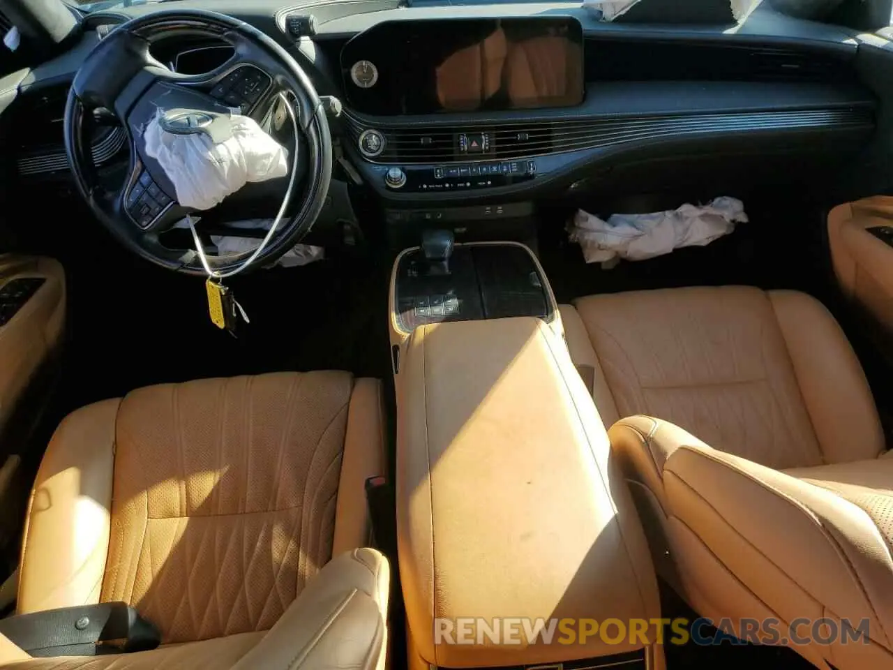 8 Photograph of a damaged car JTHG5LGF5P5011325 LEXUS LS500 2023