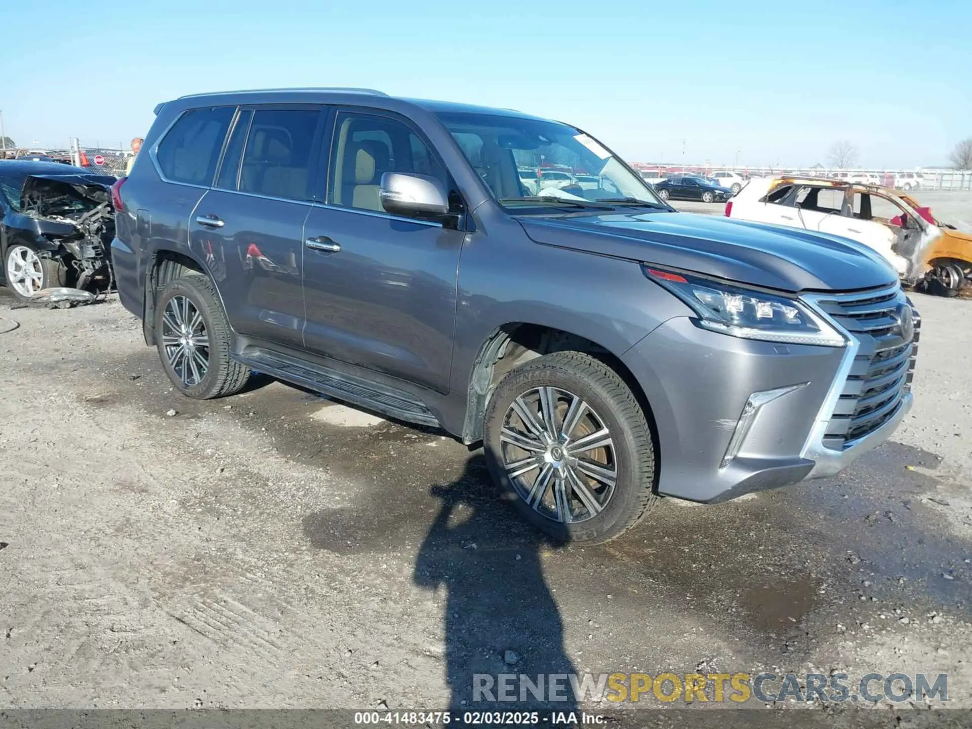 1 Фотография поврежденного автомобиля JTJHY7AX2K4285065 LEXUS LX 570 2019