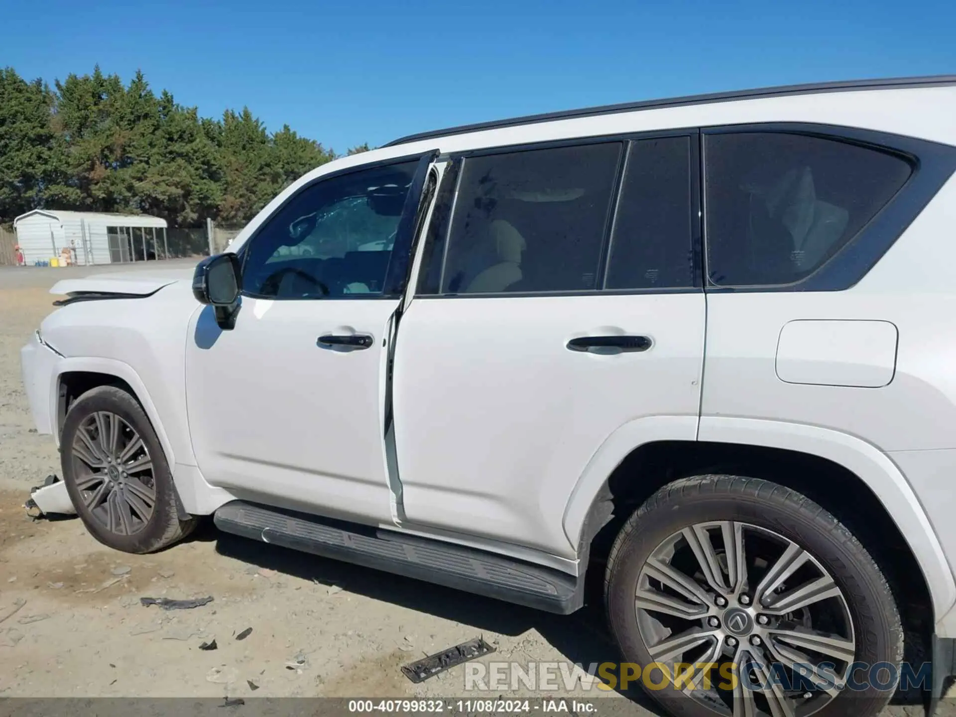 15 Фотография поврежденного автомобиля JTJGB7CX9P4037882 LEXUS LX 600 2023
