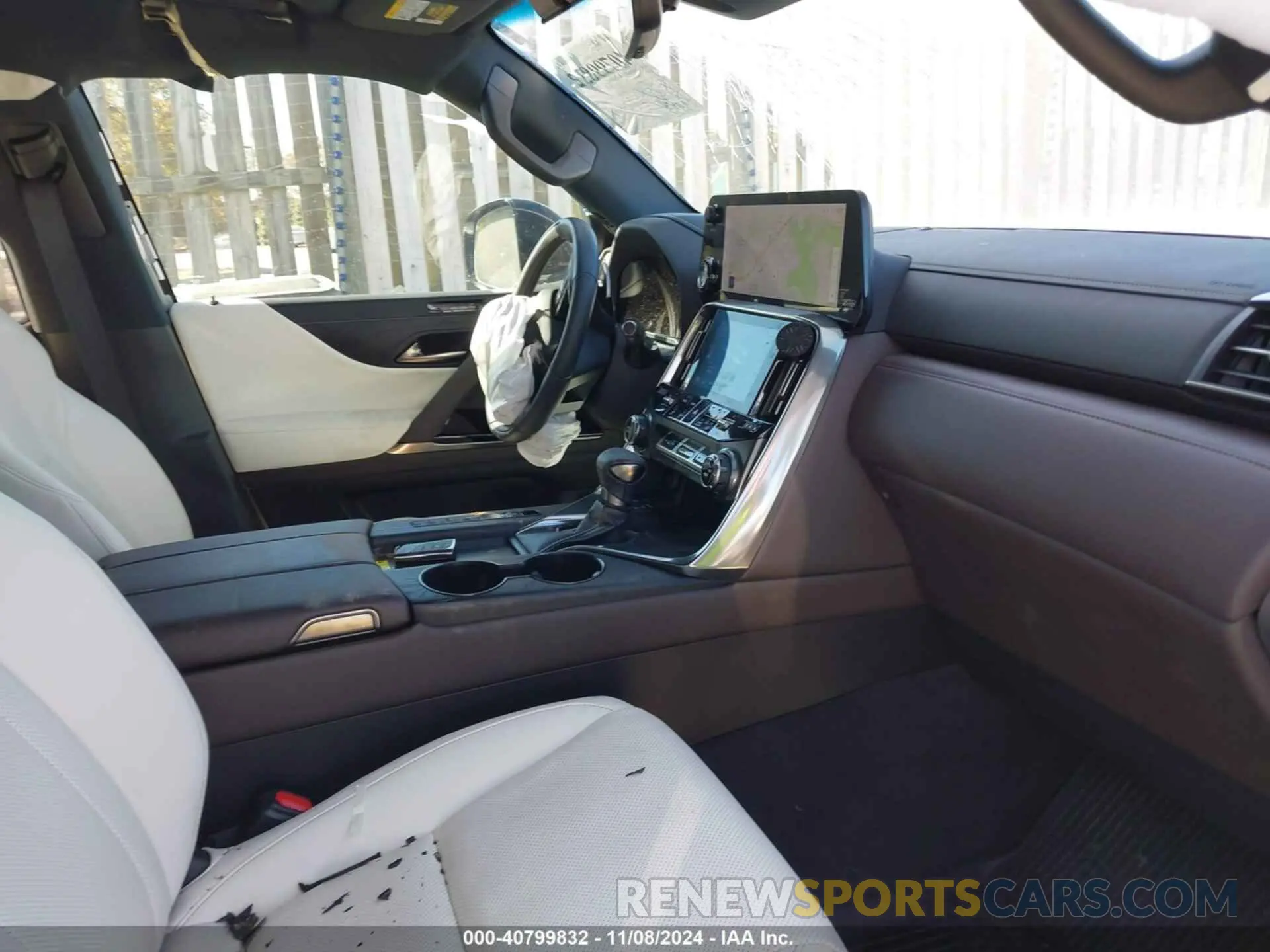 5 Фотография поврежденного автомобиля JTJGB7CX9P4037882 LEXUS LX 600 2023