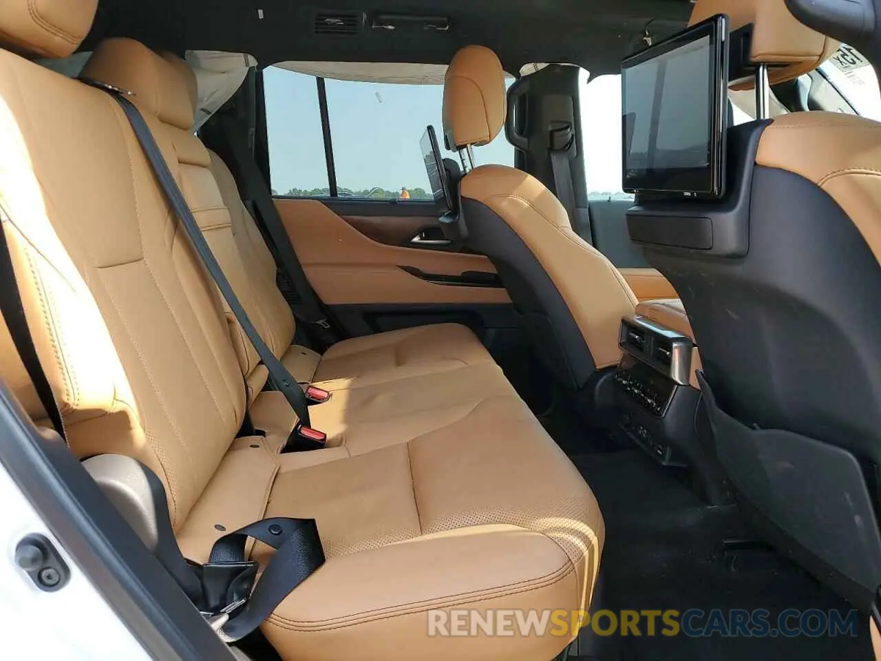 12 Фотография поврежденного автомобиля JTJGB7CX8P4033189 LEXUS LX 600 BAS 2023