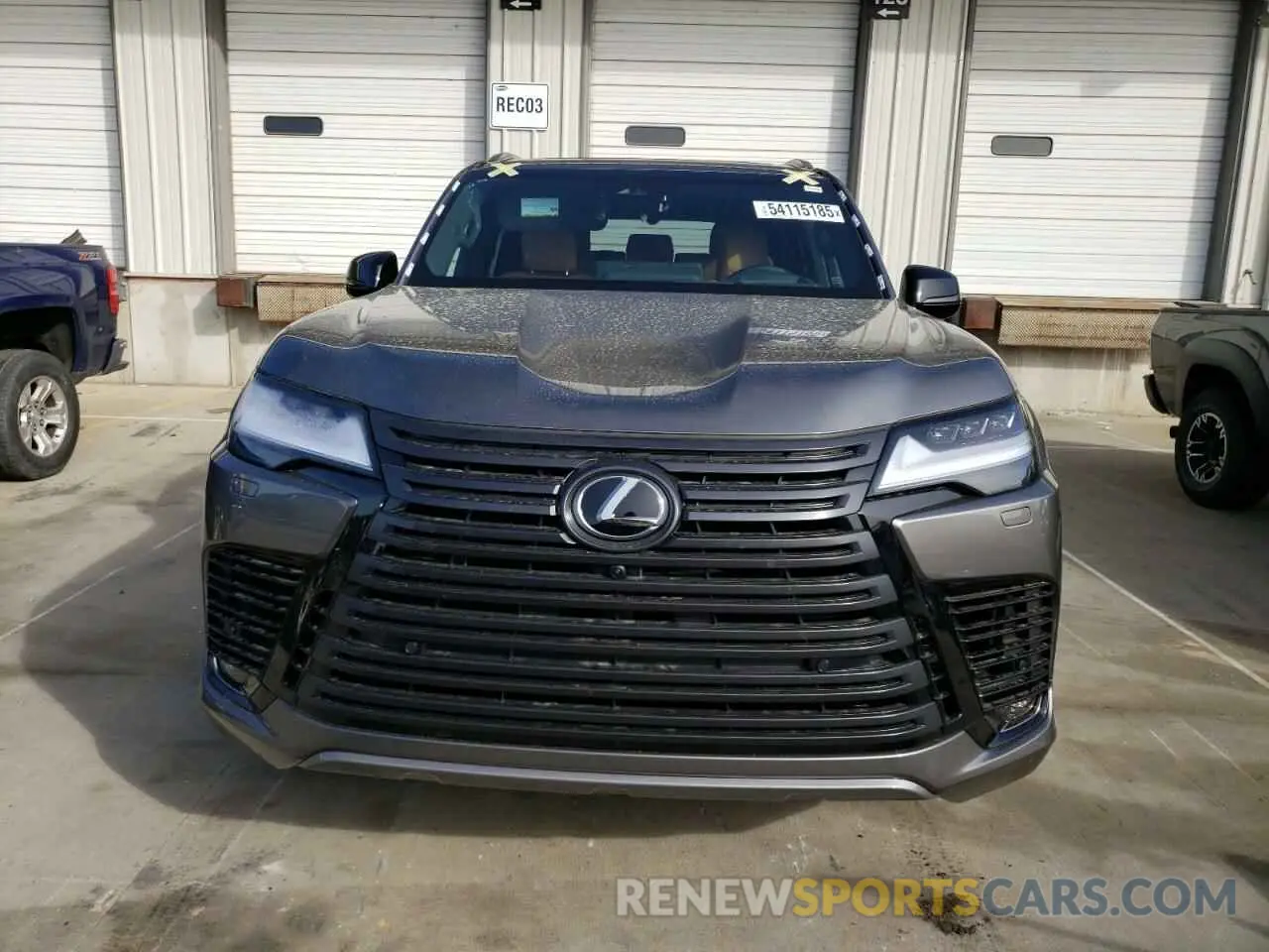 5 Фотография поврежденного автомобиля JTJGB7CX9S4068591 LEXUS LX 600 PRE 2025