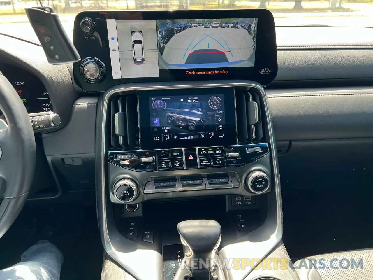 10 Фотография поврежденного автомобиля JTJLBACX7N4010480 LEXUS LX 600 ULT 2022