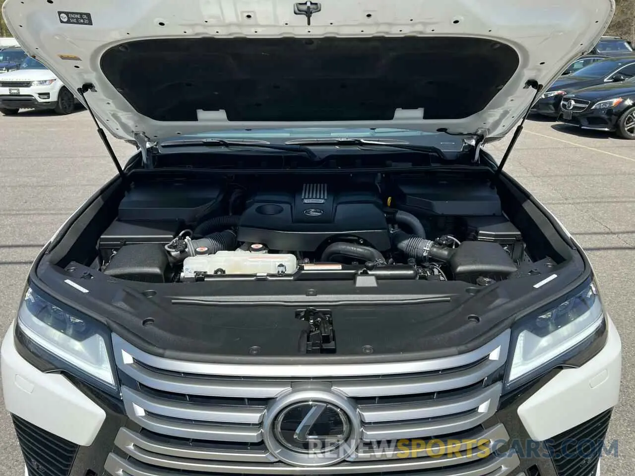 8 Фотография поврежденного автомобиля JTJLBACX7N4010480 LEXUS LX 600 ULT 2022