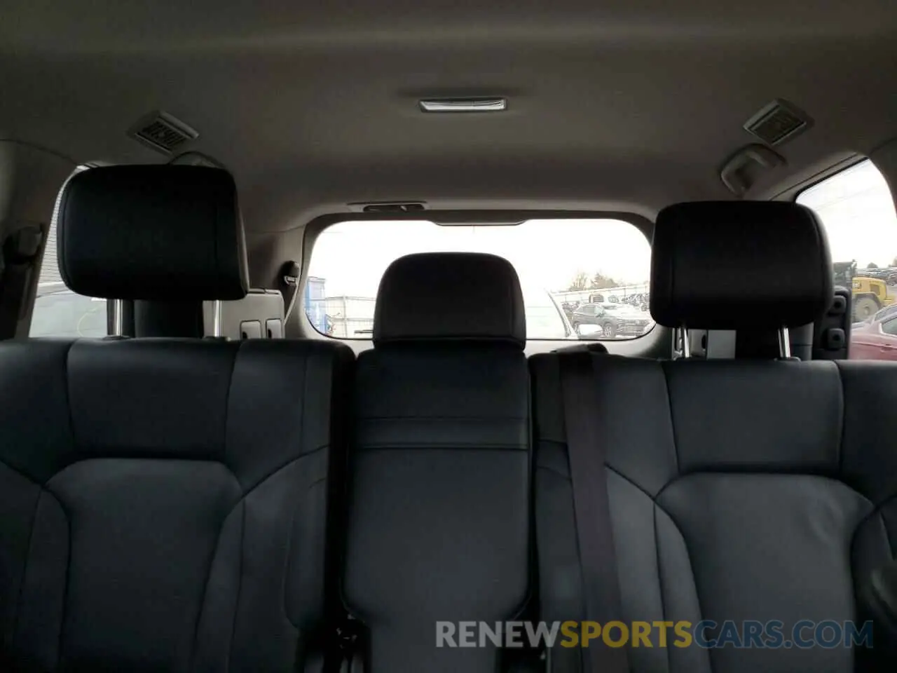 10 Photograph of a damaged car JTJHY7AX7K4310302 LEXUS LX570 2019