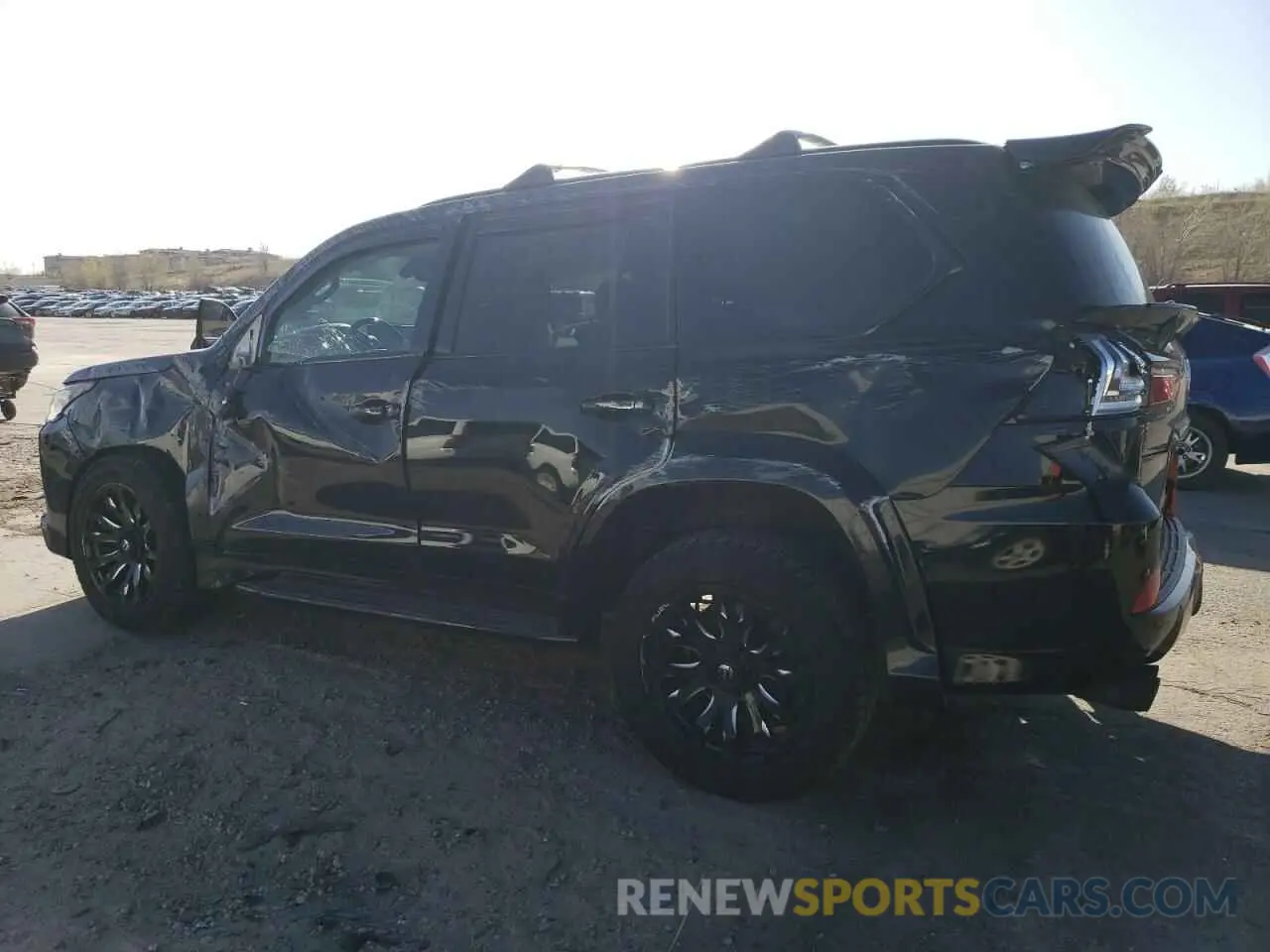 2 Фотография поврежденного автомобиля JTJHY7AXXK4287677 LEXUS LX570 2019