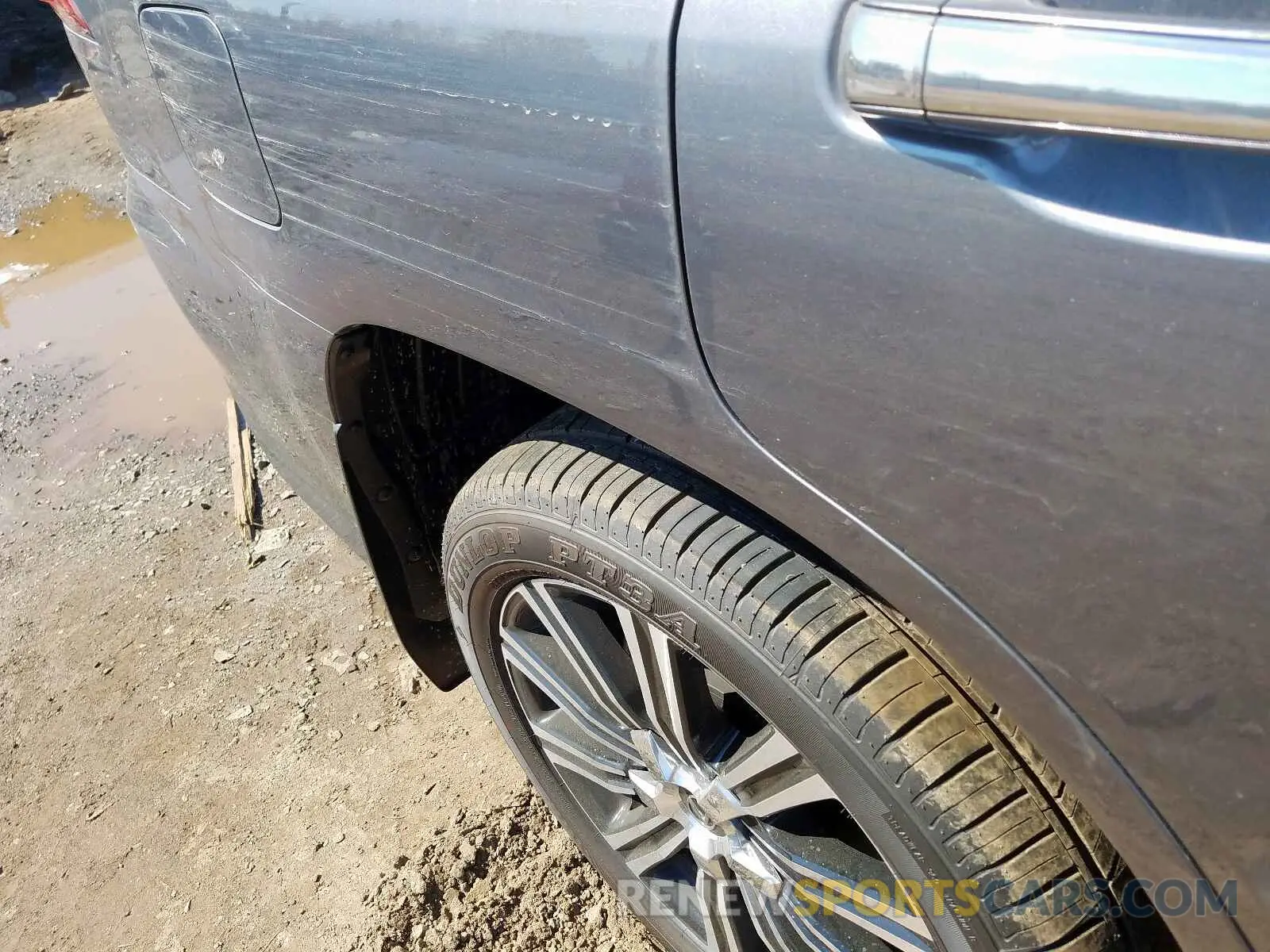 9 Photograph of a damaged car JTJDY7AX4L4312590 LEXUS LX570 2020