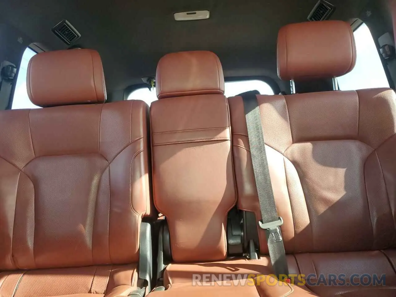 10 Фотография поврежденного автомобиля JTJDY7AX2M4347985 LEXUS LX570 2021