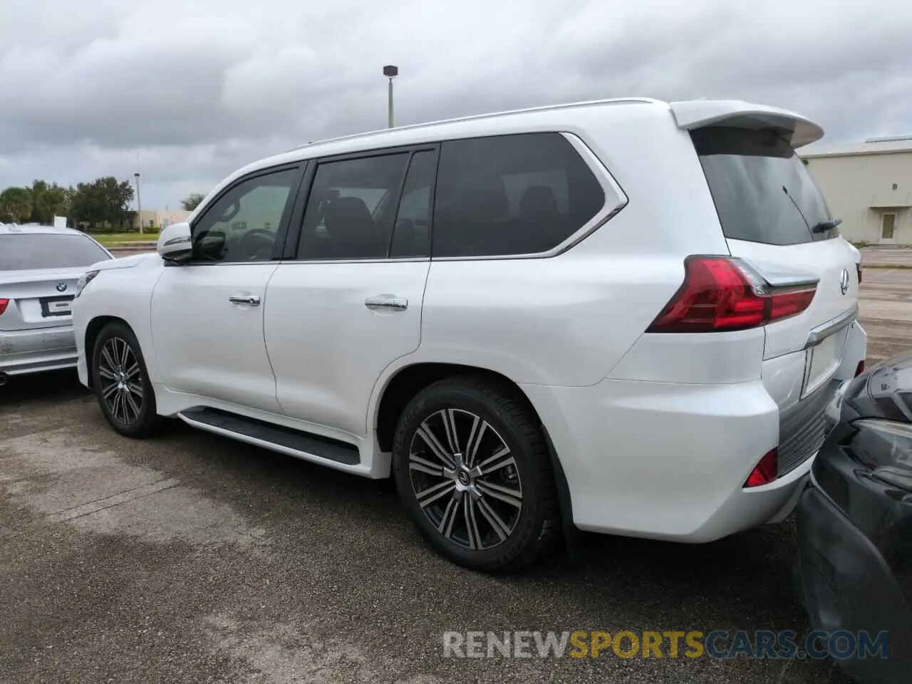 2 Photograph of a damaged car JTJDY7AX5M4335345 LEXUS LX570 2021
