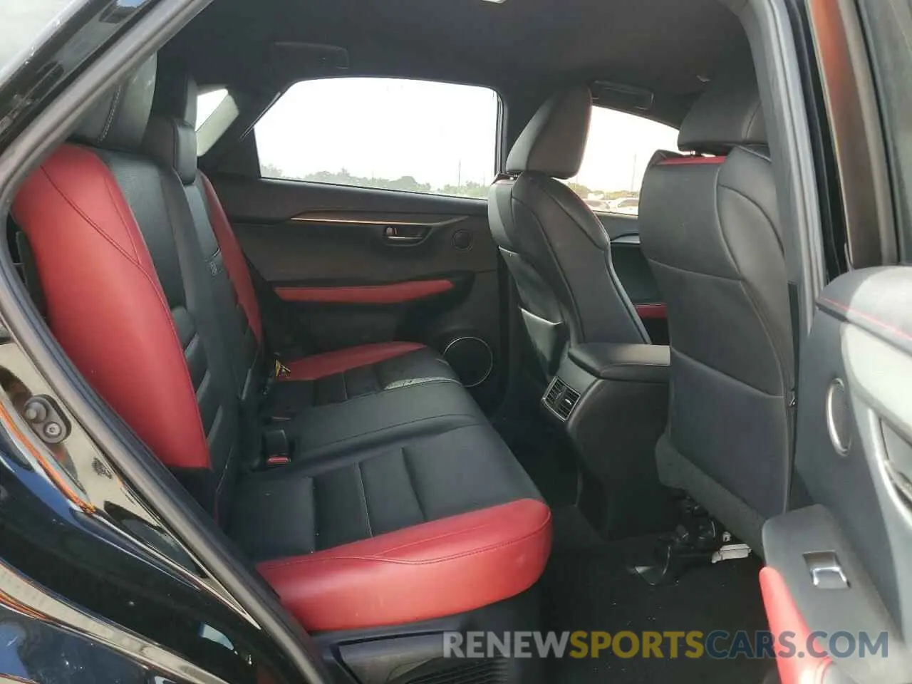11 Фотография поврежденного автомобиля JTJYARBZ1K2124752 LEXUS NX 2019