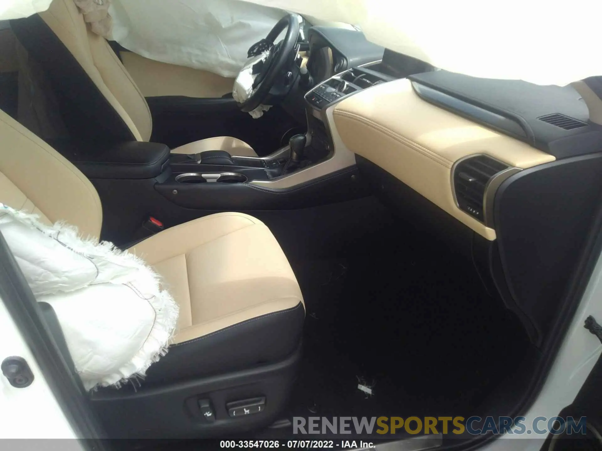5 Фотография поврежденного автомобиля JTJYARBZ2K2133833 LEXUS NX 2019