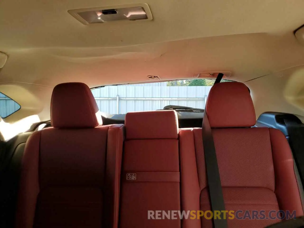 10 Фотография поврежденного автомобиля JTJYARBZ2K2156187 LEXUS NX 2019