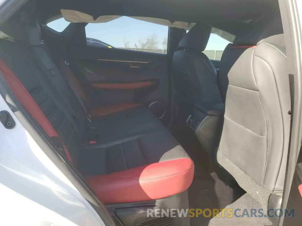 11 Фотография поврежденного автомобиля JTJYARBZ7K2135948 LEXUS NX 2019