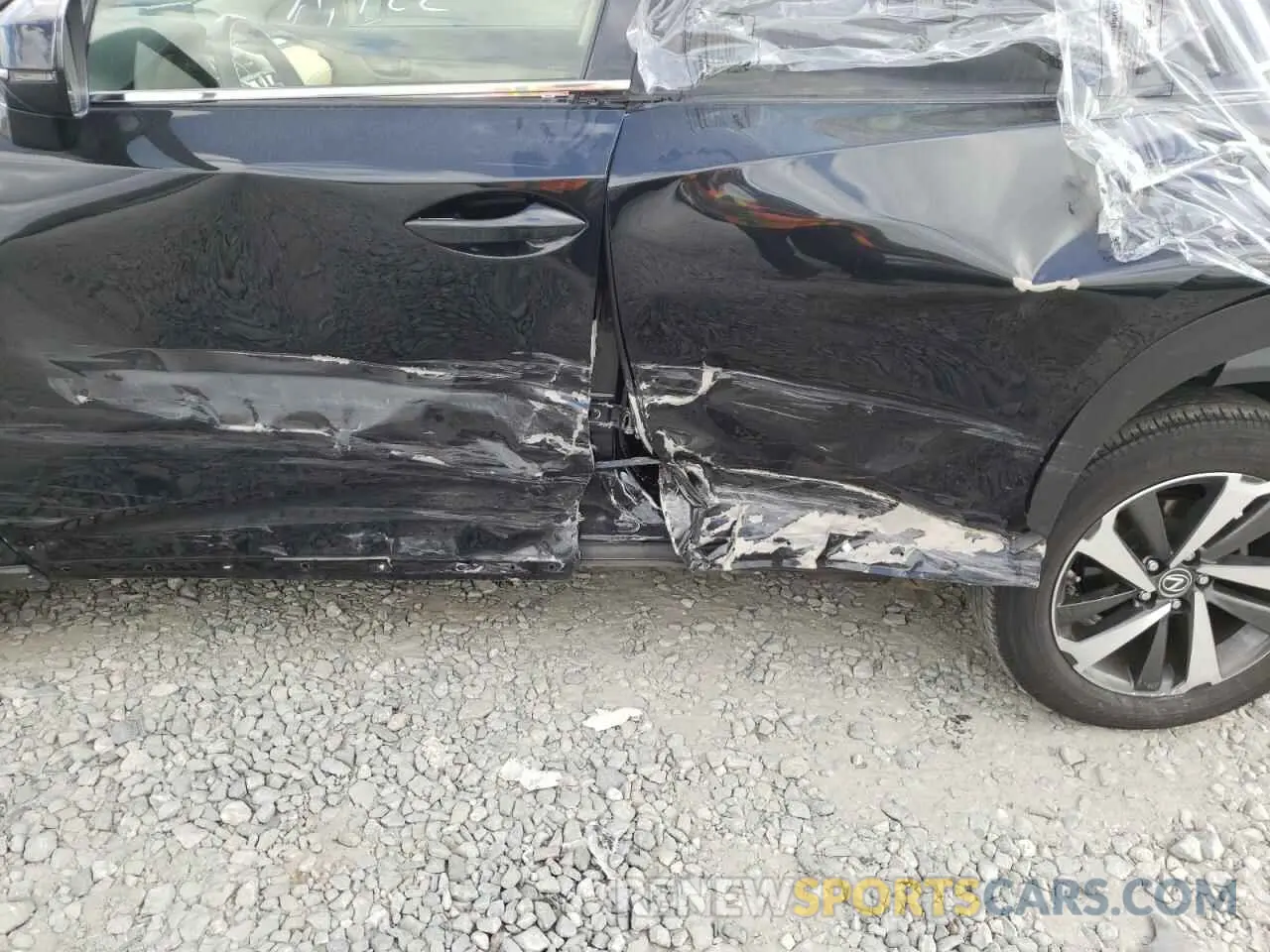 9 Фотография поврежденного автомобиля JTJYARBZ7K2153298 LEXUS NX 2019